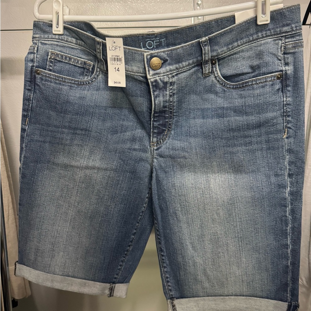 LOFT  Denim Bicycle Short, NWT. Size 14